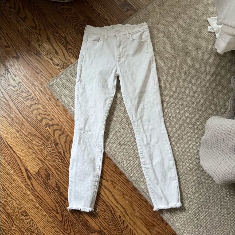 Mother High Waisted Looker White Jeans Sz. 26